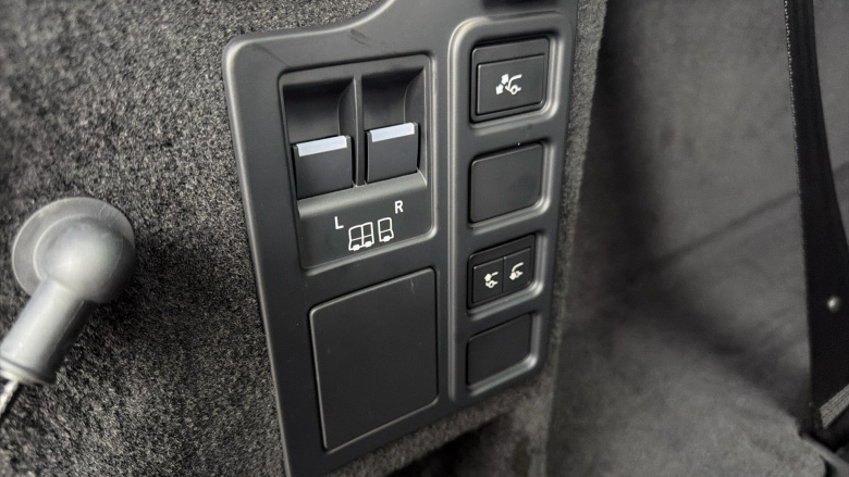 Land Rover Discovery 3.0 D350 Dynamic SE 5dr Auto Diesel Station Wagon